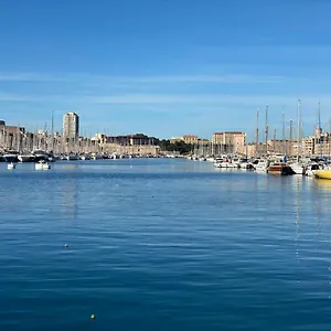 Appartement Vieux port, Le Panier, Luxe, Vous serez chez vous, Marseille